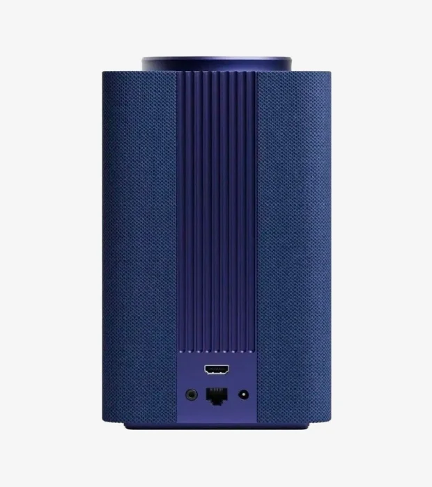 Massive sound, big speaker37:137 38:140